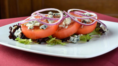 Sandwiches Winnipeg - Lunch Menu - Bailey's Restaurant & Lounge