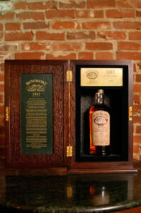 Seafood Winnipeg - Dinner Menu - Bailey's Restaurant & Lounge